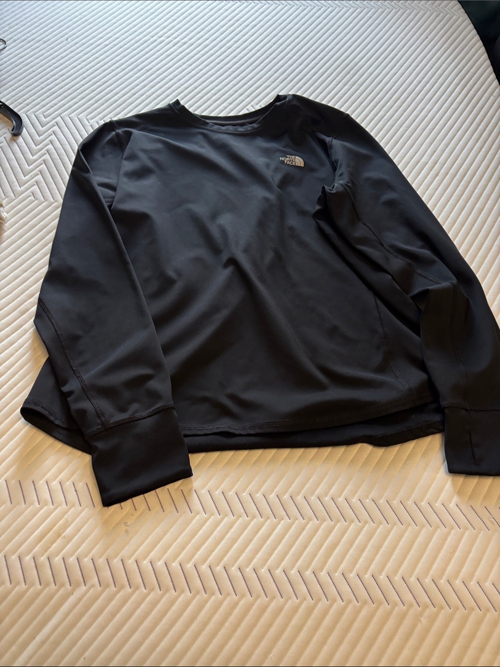 The North Face Women’s Black Long Sleeve Crew